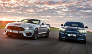 Ford Mustang Mach 1 vs Ford Mustang Mach-E